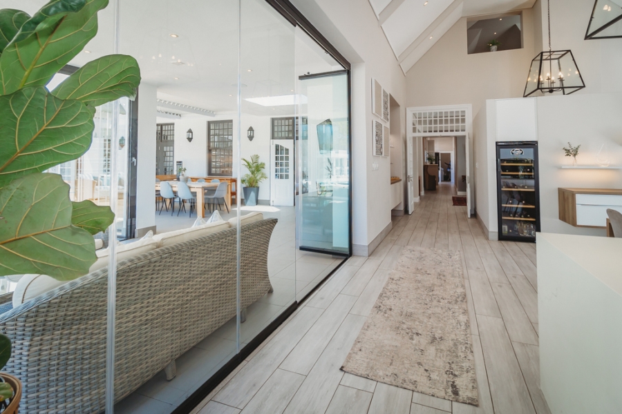 5 Bedroom Property for Sale in Glenwood Western Cape